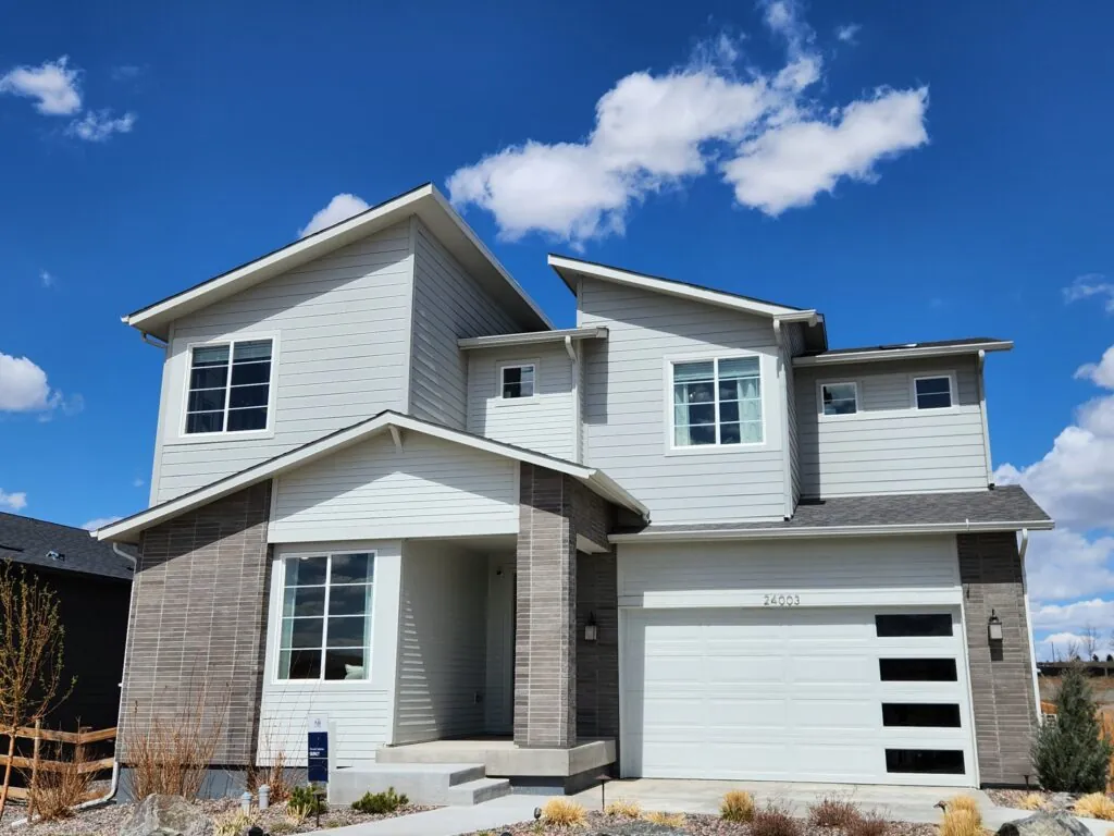 Featured image of Pulte Homes in Aurora Highlands, Aurora CO Neighborhood Page